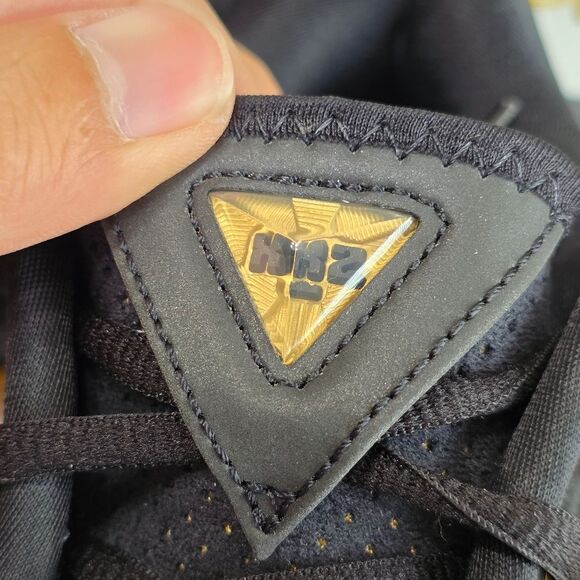 Nike LeBron XXII BHM Black White Basketball Shoes Gold HV8616-100 Women's 8.5 LE - Picture 14 of 16